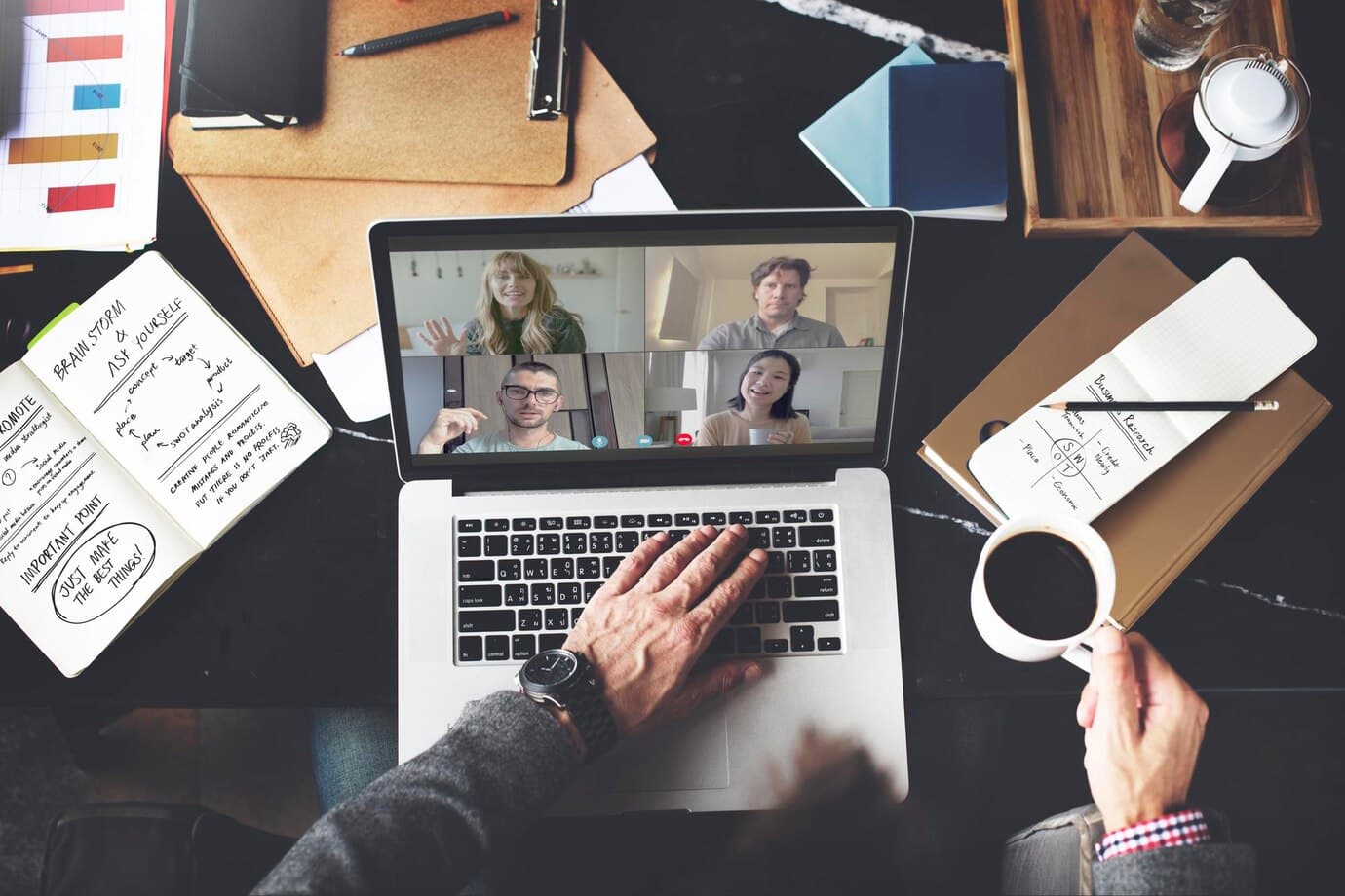 Cours particuliers en petits groupes dynamiques en ligne proposés par e-supadom.fr pour un apprentissage collaboratif et efficace